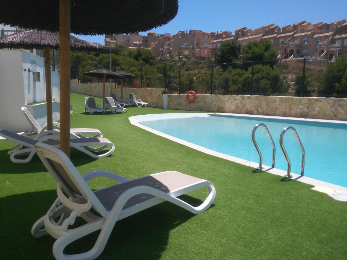Beautiful New Style Apartment In Gran Alacant In Front Of Sea With Solarium And Jacuzzi Екстер'єр фото